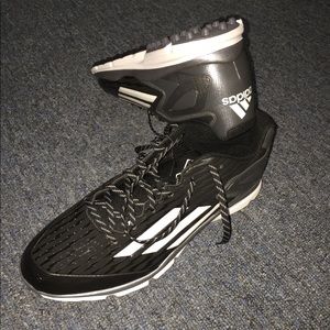 Men’s size 12 rubber baseball cleats